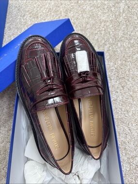 Stuart Weitzman Burgundy Croc-Embossed Tassel Loafers